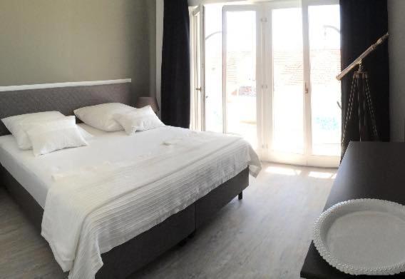 Seaside Villa With Private Pool Home By The Sea - Villa Trogir Ngoại thất bức ảnh