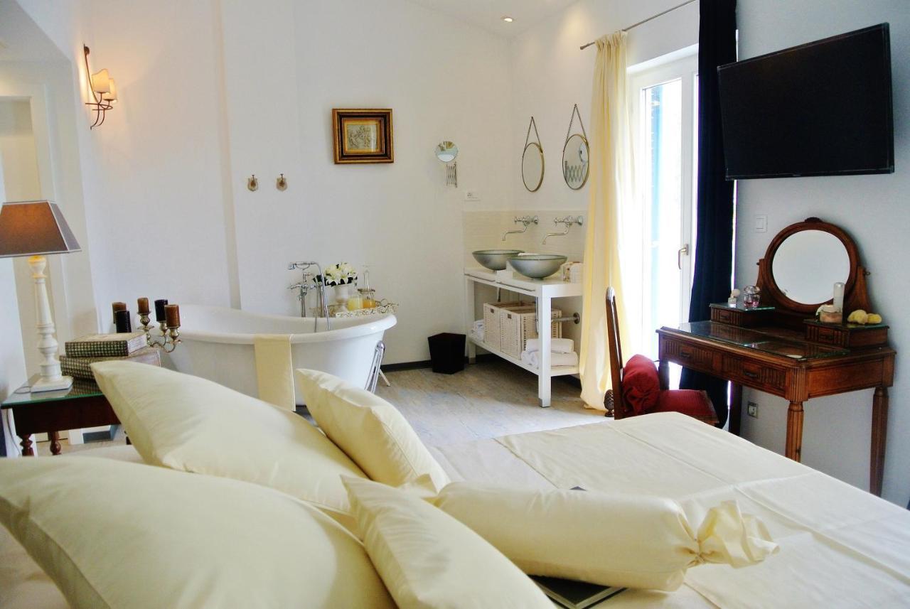 Seaside Villa With Private Pool Home By The Sea - Villa Trogir Ngoại thất bức ảnh